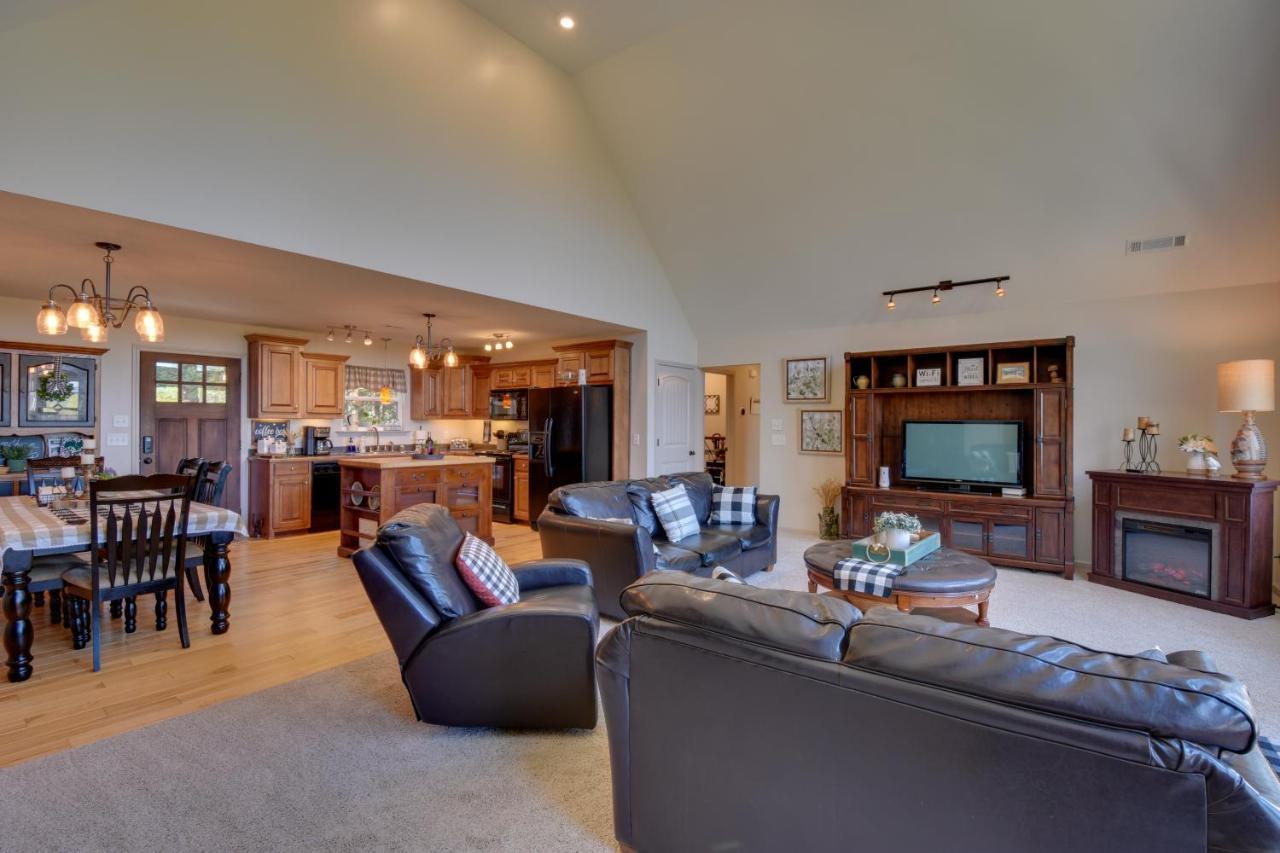 Lakemont Retreat Game Room, Hot Tub, And Mtn Views! 외부 사진