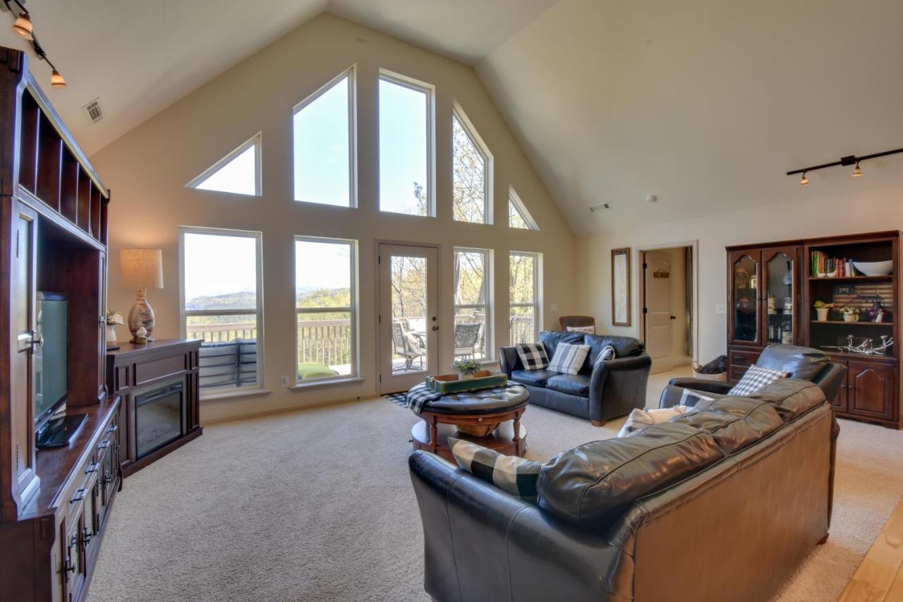 Lakemont Retreat Game Room, Hot Tub, And Mtn Views! 외부 사진