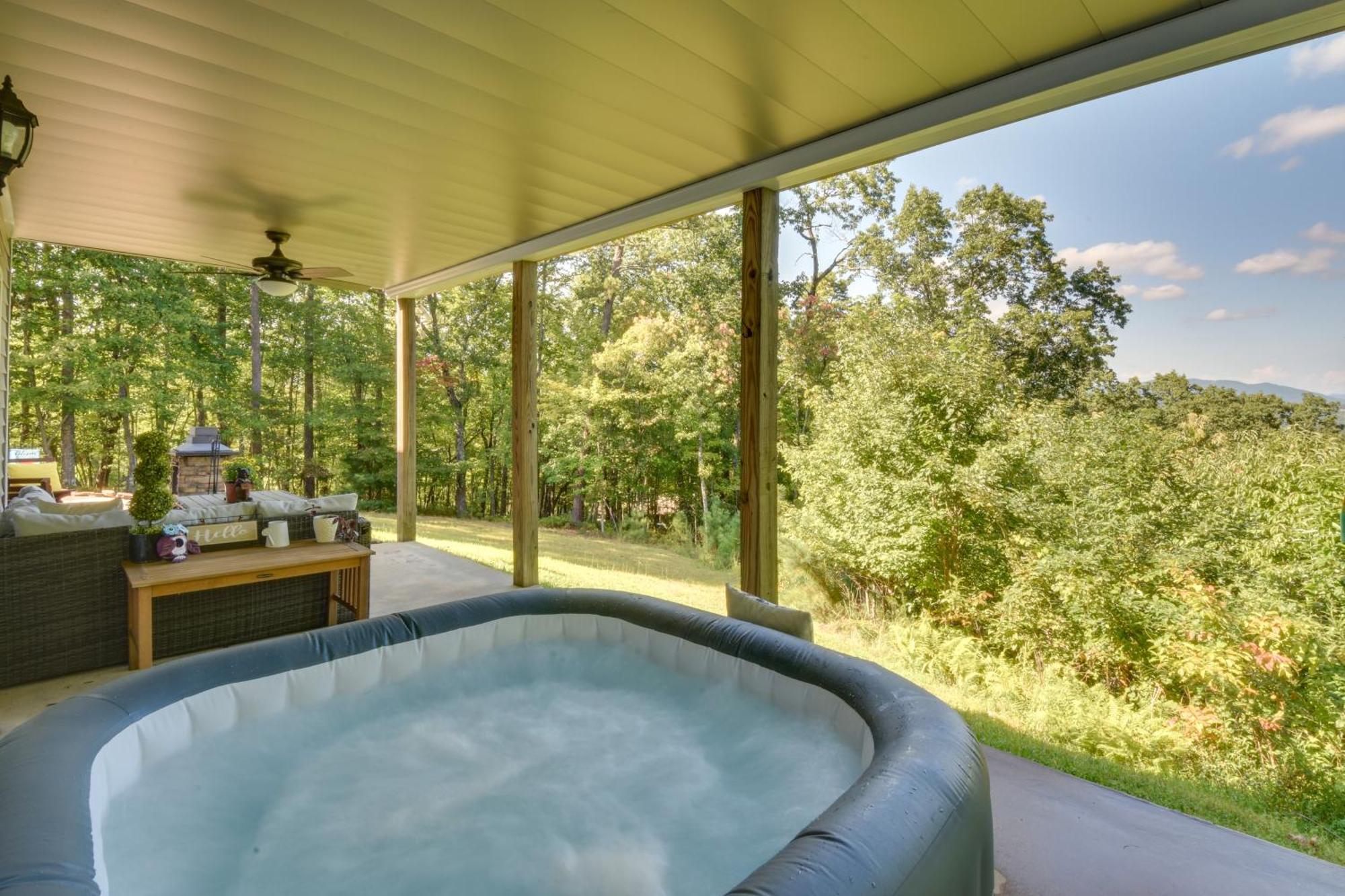 Lakemont Retreat Game Room, Hot Tub, And Mtn Views! 외부 사진